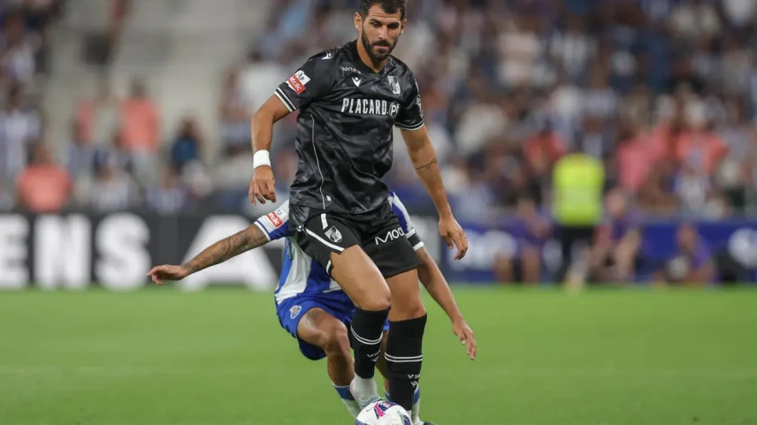 Nélson Oliveira diz ter sido afastado por defender colega em situação injusta