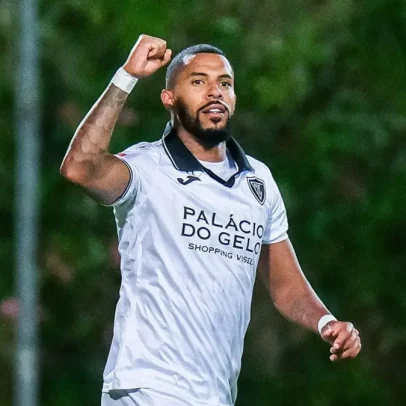 Académico de Viseu vence Benfica B e depende só de si para subir