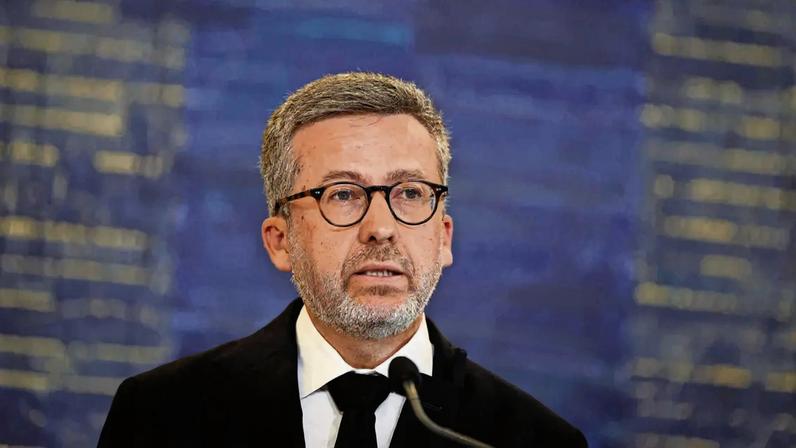 Moedas criticadas por apoiar chic-nic de luxo no Parque Eduardo VII