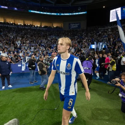 Froholdt eleito médio do mês de abril na Liga