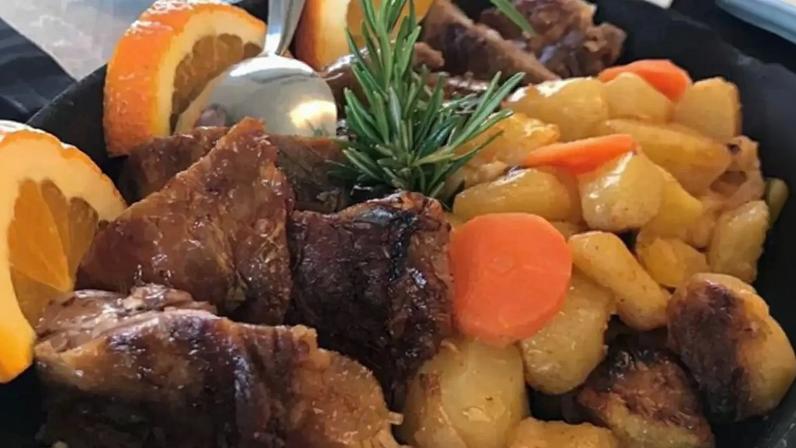 Narcisismo em mulheres difere do dos homens, explica especialista