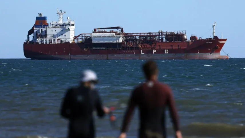 Produção de petróleo da OPEP cai 34% desde o início da guerra no Irão