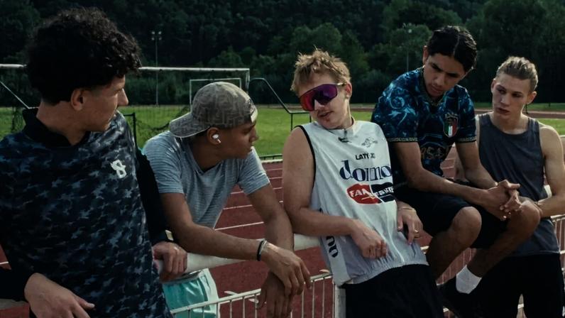 Drama de "A dança das raposas" é ambientado num colégio interno desportivo
