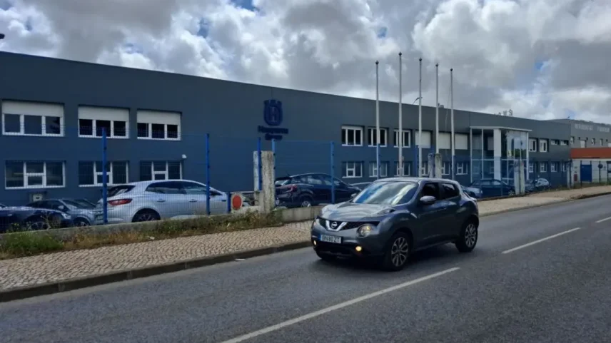 Husqvarna confirma encerramento da fábrica de Sintra até ao final de 2026