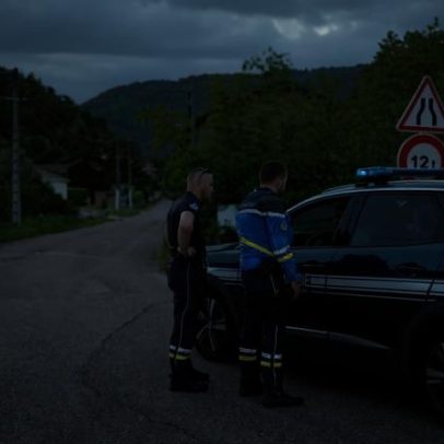 Cinco jovens morrem num grave acidente em França