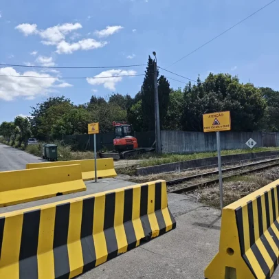 Fecho de passagem de nível em Silvalde gera revolta