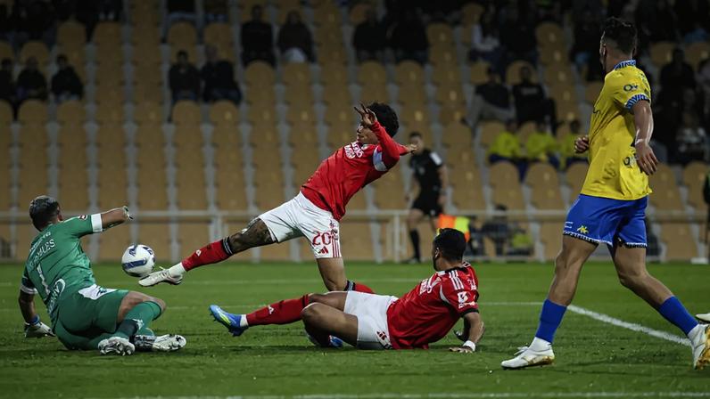 Águias despedem-se da Champions com vitória amarga