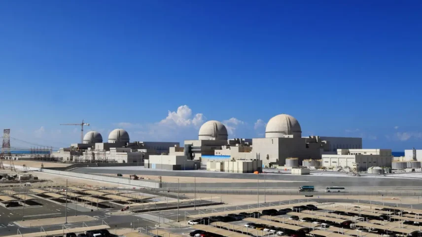 ONU preocupa-se com ataque junto a central nuclear nos Emirados