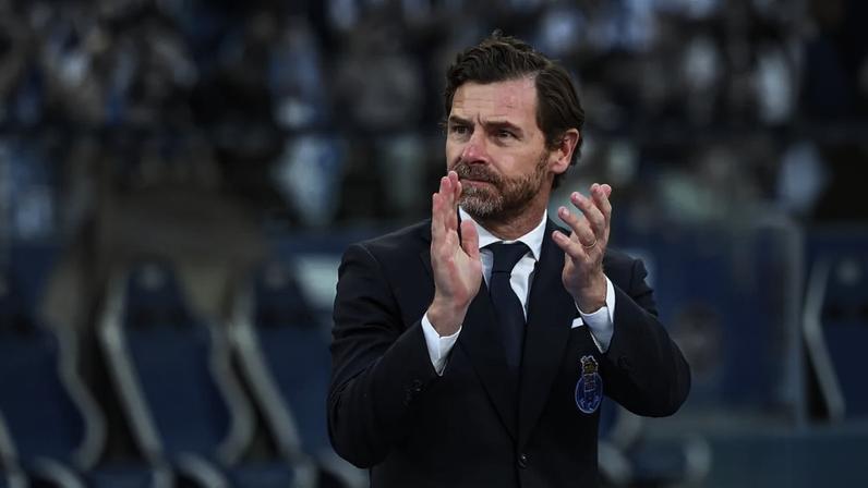 Danilo Pereira elogia Villas-Boas pelo grande trabalho e agradece