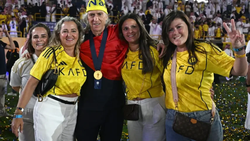 Jorge Jesus festeja o título saudita