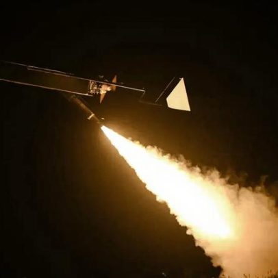 Drones atingem refinaria russa; duas pessoas morreram