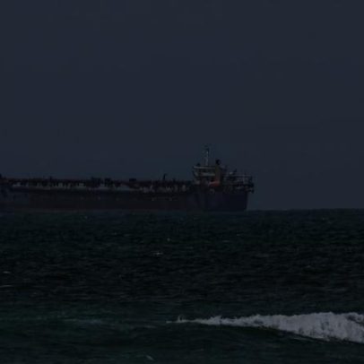 Teerão afirma que 31 navios cruzaram o Estreito de Ormuz em 24 horas