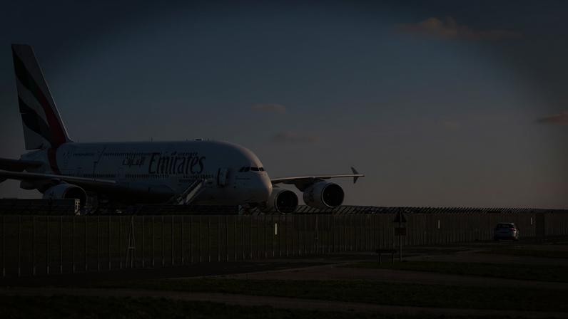 Emirados Árabes retomam operações aéreas
