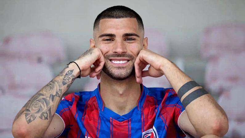 Jorginho é o melhor jogador da A. F. Porto