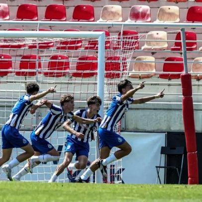F. C. Porto conquista título nacional de juvenis 14 anos depois