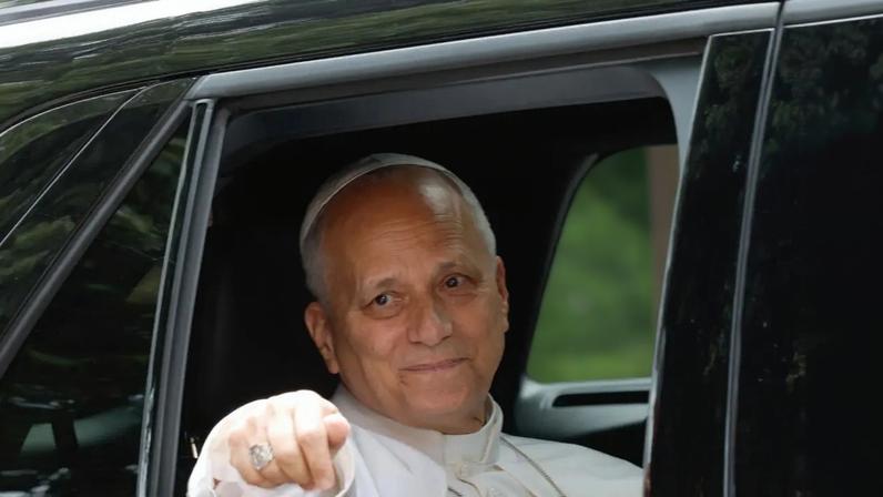 Papa pede desarmar IA e tecnologia para servir a humanidade