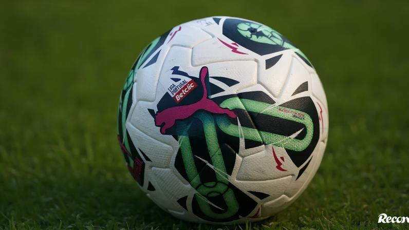Luta pelos lugares europeus e permanência, jogos e classificação em direto