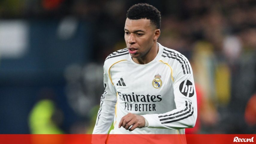 Real Madrid já perdia para o Barcelona e Mbappé publica mensagem nas redes