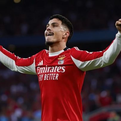 Ivanovic regressa ao onze do Benfica com a fórmula de Alvalade