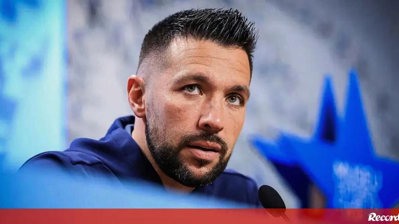 Em directo: conferência de Farioli sobre o jogo com o Alverca