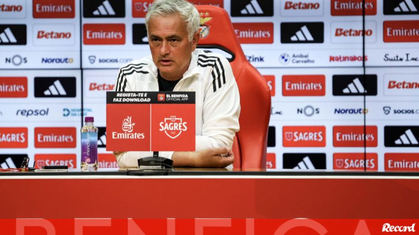 Mourinho em direto na antevisão ao jogo frente ao Sp. Braga