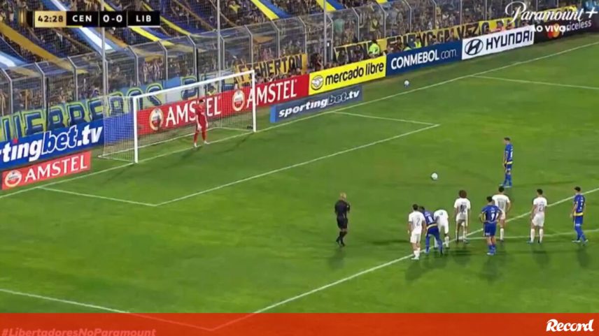 Di María falha penálti pela segunda vez em mais de dois anos