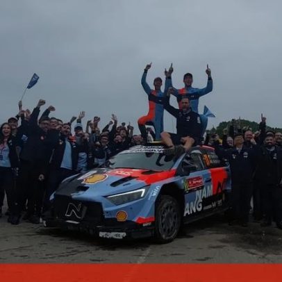 Thierry Neuville chega à Exponor após vencer o Rali de Portugal