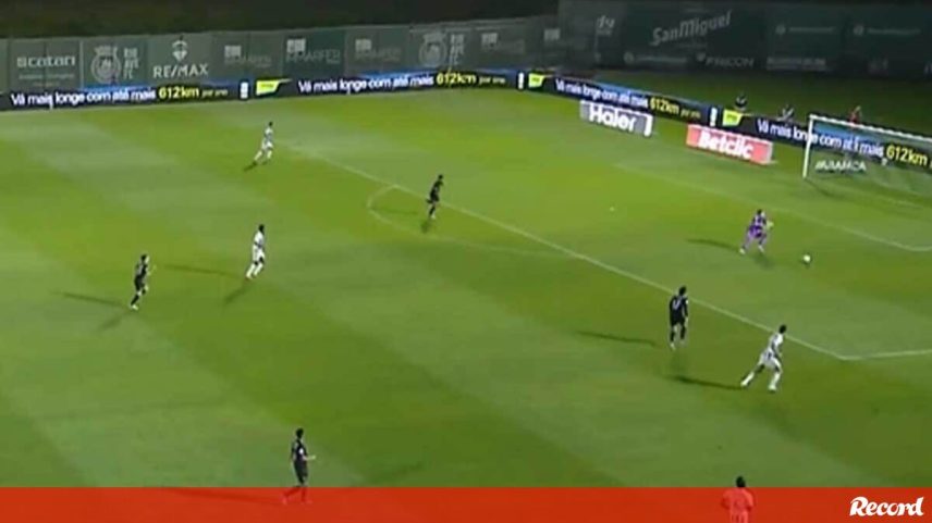 Autogolo caricata de Gustavo Mancha dá vitória ao Sporting sobre o Rio Ave