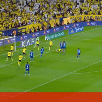 Autogolo inédito de Bento no último lance impede o Al Nassr de ser campeão