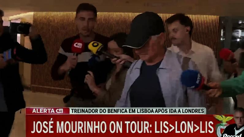 José Mourinho chega a Lisboa após viagem-relâmpago a Londres