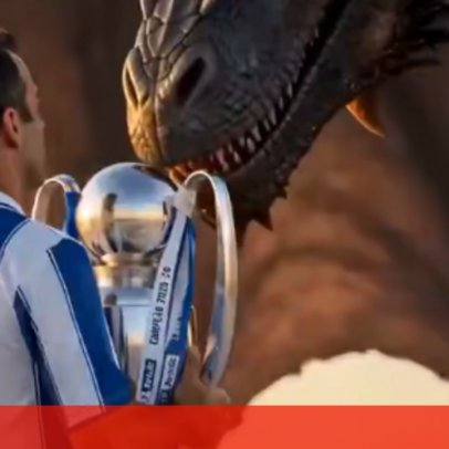 Liga Portugal evoca Jorge Costa na entrega do troféu ao FC Porto