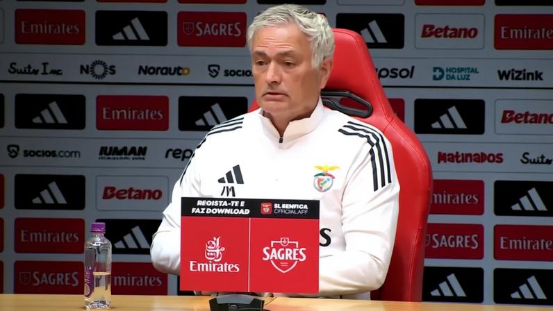 José Mourinho rendido à evolução de Schjelderup: «A única coisa igual é aquela cara de bebé»