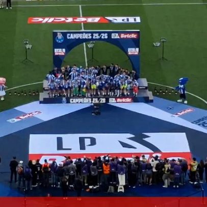FC Porto ergue a taça de campeão
