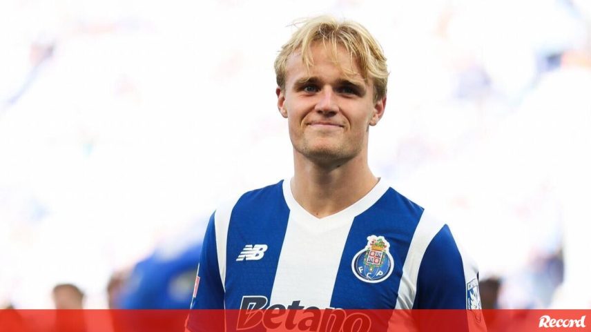Victor Froholdt (FC Porto). Valor de mercado: 50 M€ (+20M€)