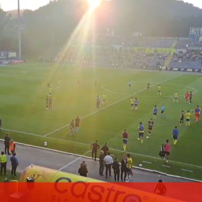 Tondela desce à 2.ª Liga e perde com o Arouca