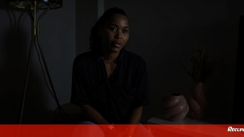 Arlene Rocha afirma ter colocado a filha no carrinho e ido caminhar
