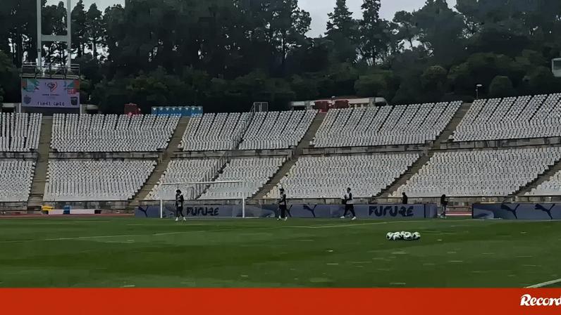 Diomande sobe ao relvado no Jamor, e a demora do Sporting fica por explicar