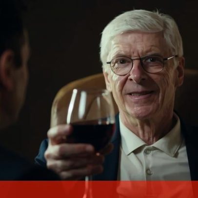 Wenger e Gyökeres em destaque num vídeo de celebração do Arsenal