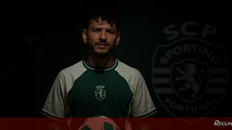 Luis Suárez tem contrato, mas o futuro no futebol é incerto