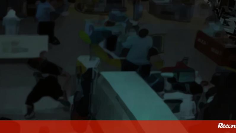Confronto em hipermercado de Loures assusta clientes