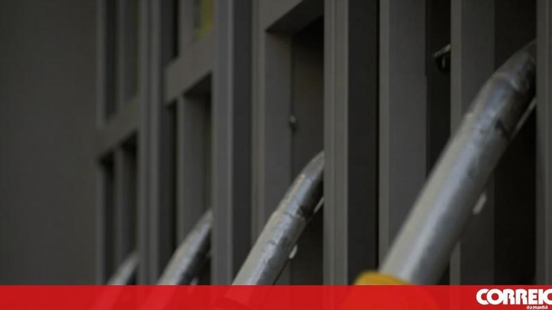 Gasóleo, gasolina e GPL estão armazenados em Portugal