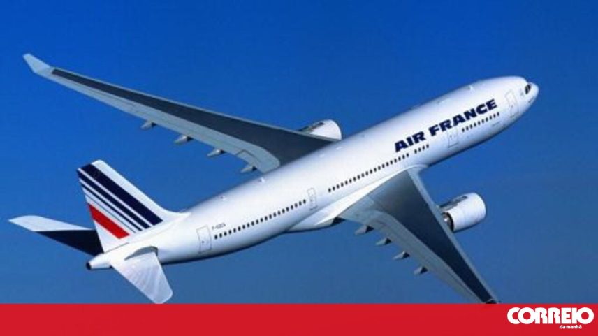 Congolês embarca por engano em voo para EUA, avião desvia para Canadá