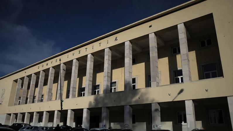 Homem detido por burla no Montijo fica em prisão preventiva