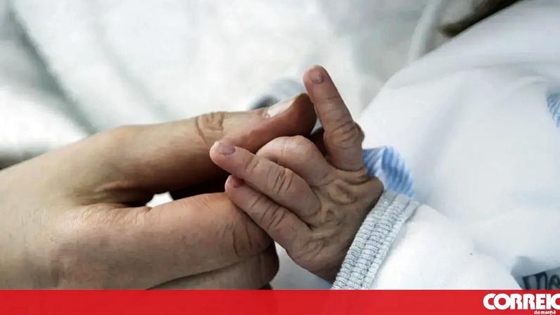 Centro público de fertilidade de Almada ajudou a nascer 1.800 crianças em 15 anos