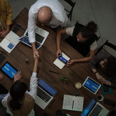 A crise ameaça empregos e condições de trabalho
