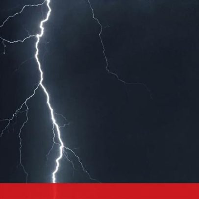 Raio assusta moradores na Grande Lisboa durante a madrugada