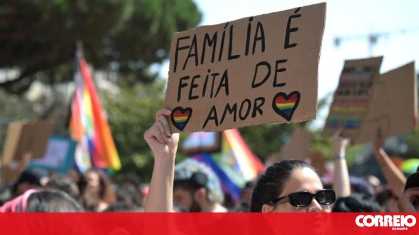 APAV alerta: descriminalizar terapias de conversão põe apoio a LGBTI em risco