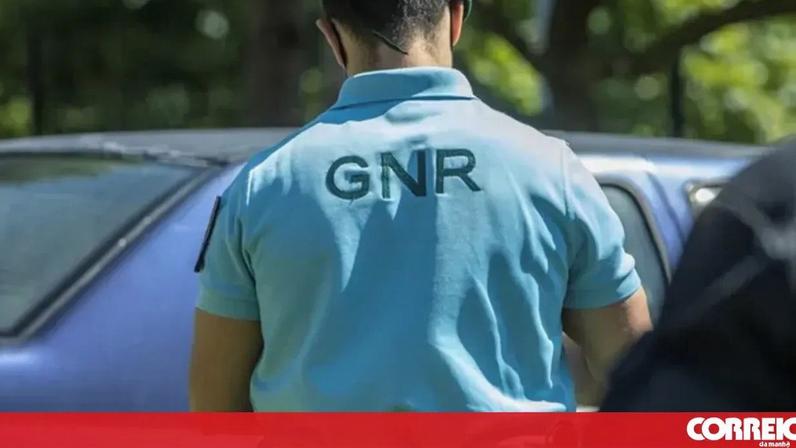 Trio detido por roubo e filmagem do crime com telemóvel em Alcochete