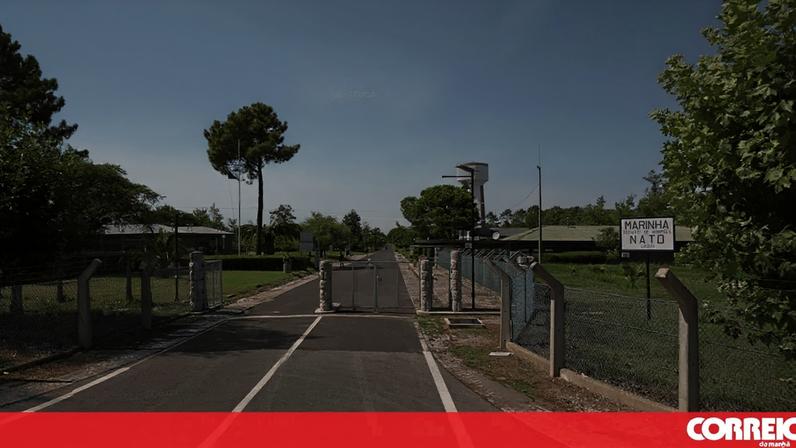 Construções ilegais junto ao paiol da NATO levam Governo a questionar PGR