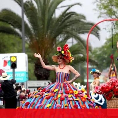 Milhares acompanham cortejo da Festa da Flor na Madeira sob chuva